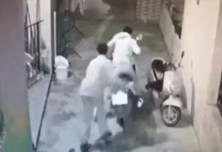 汕尾偷车爆料案件最新情况,警方全力追捕，嫌疑人身份曝光